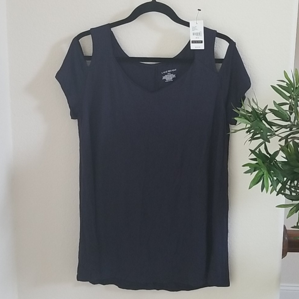 🔮Lane Bryant cold shoulder flowy tee